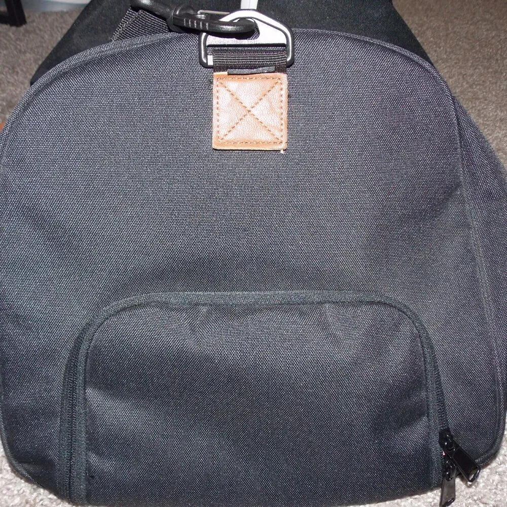 Herschel Novel Duffle - Picture 4 of 11